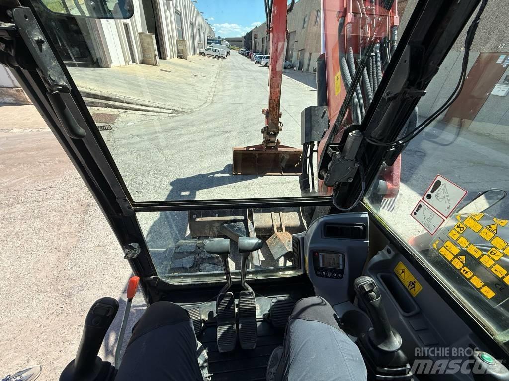 Kubota KX 080-4 Средни екскаватори 7т - 12т
