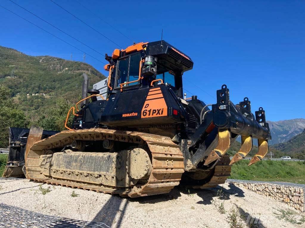 Komatsu D61PXI-24E0 Верижни булдозери
