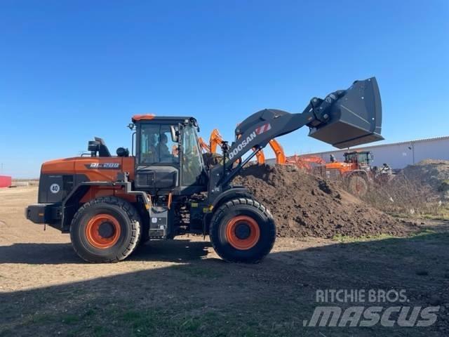 Doosan DL 200 Колесни товарачи
