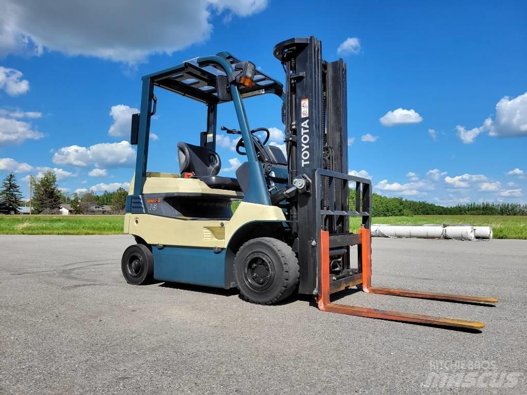 Toyota 7FB18 Електрически вилични кари-повдигачи