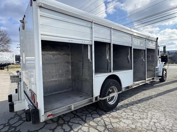 Freightliner M2 Товарни камиони за напитки