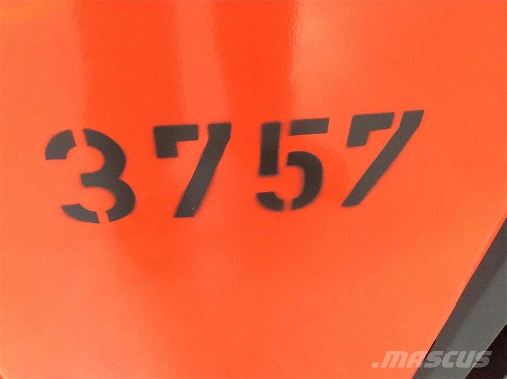 Linde L16 Самоходни товарачи