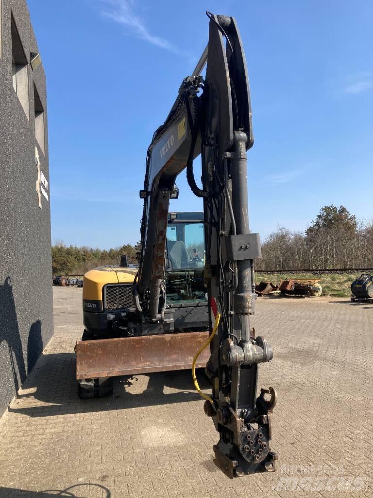 Volvo ECR 88 D Средни екскаватори 7т - 12т
