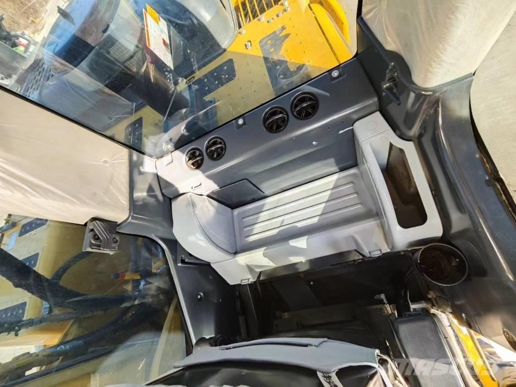 Komatsu PC 240-8 Верижен екскаватор