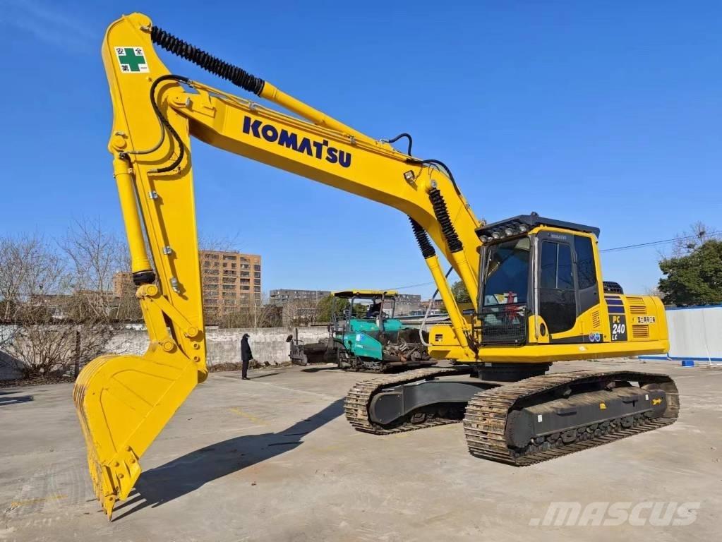 Komatsu PC 240-8 Верижен екскаватор