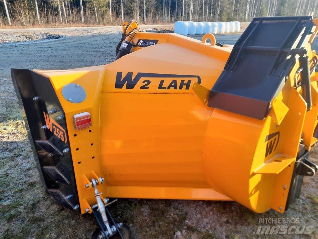 Wieska W2LAH-255 Снегохвъргачки
