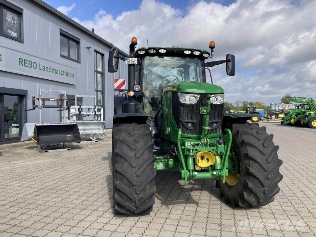 John Deere 6R215 Трактори