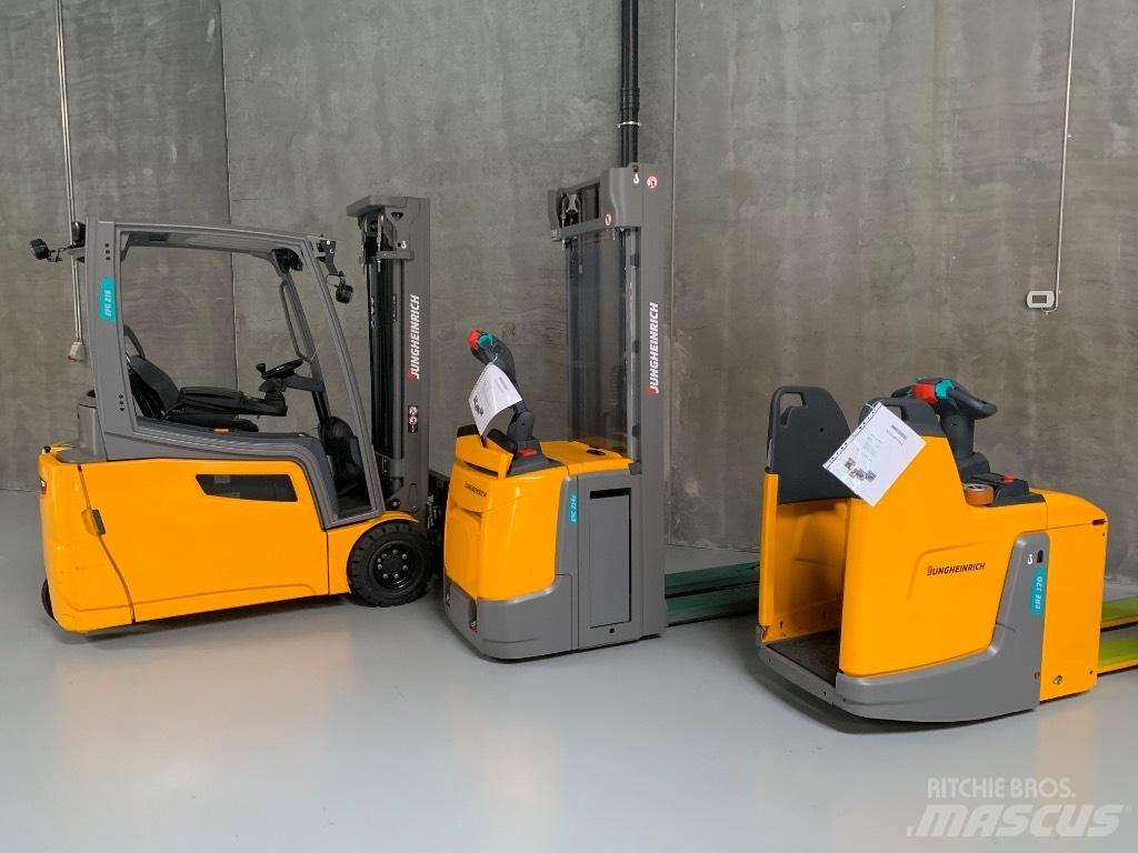 Jungheinrich ERE 120 Транспалетни колички с платформи