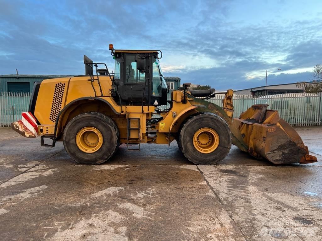CAT 972 K Колесни товарачи