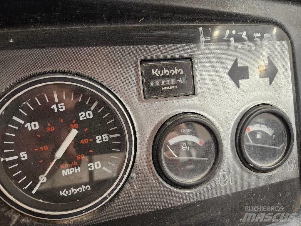 Kubota RTV 900 Багери