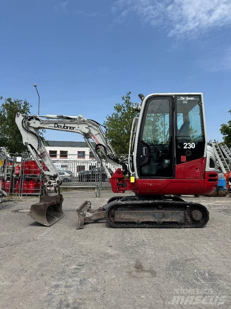 Takeuchi TB 230 Мини екскаватори < 7 т