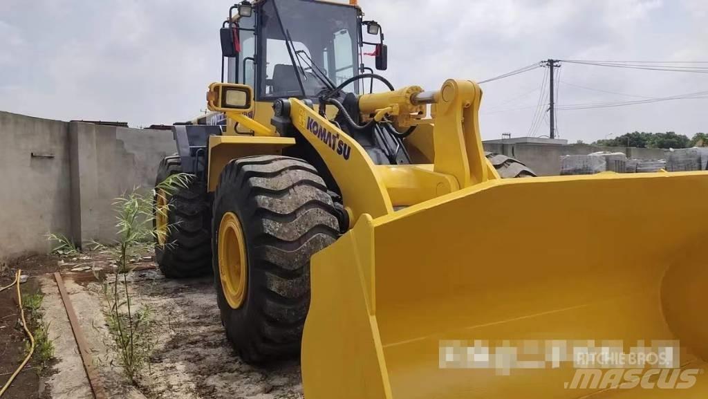Komatsu WA 470 Колесни товарачи