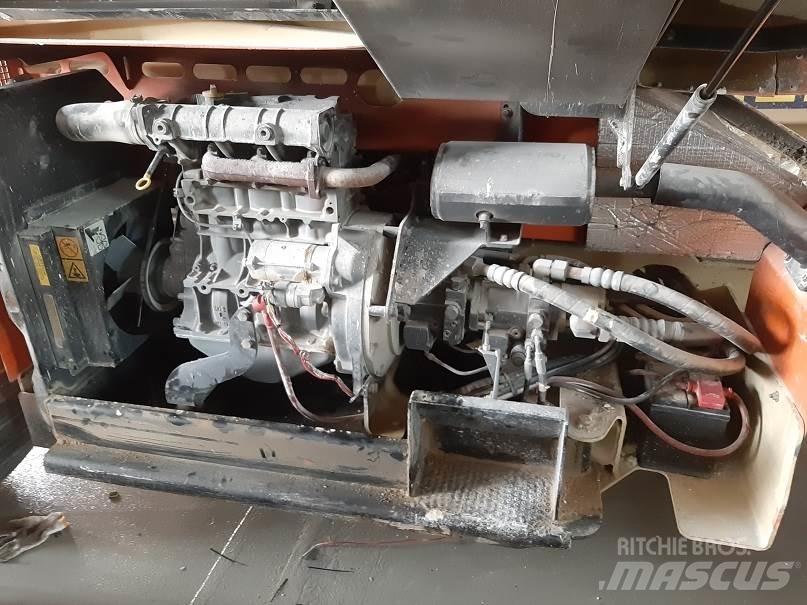 JLG 4394RT Ножични работни платформи