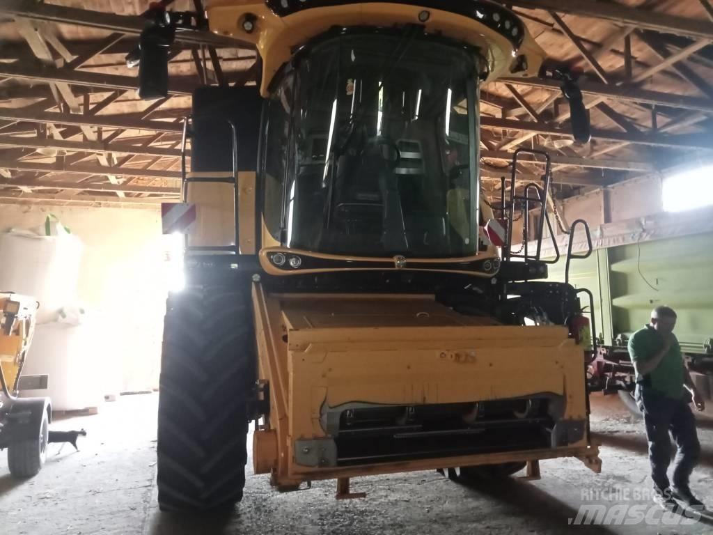 New Holland CX 8.70 Комбайни
