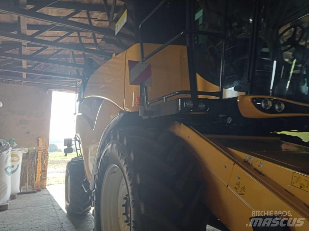 New Holland CX 8.70 Комбайни