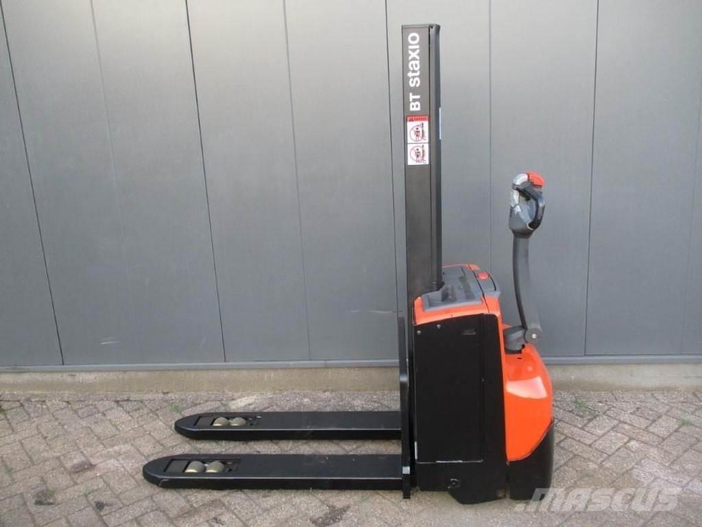 BT SWE 080L Колички високоповдигачи с теглич