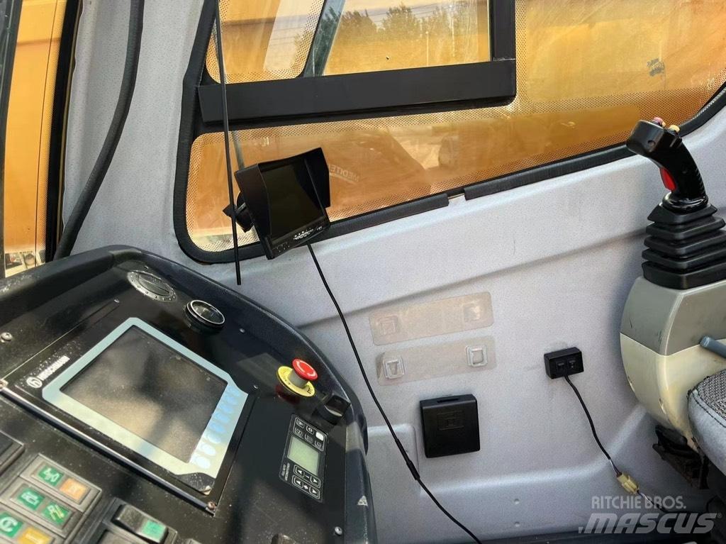 XCMG XCT80L5 Всъдеходни кранове