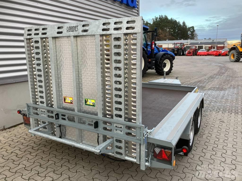 Lorries TPM 35 Нискотоварачи