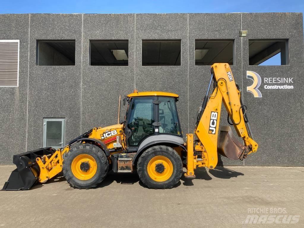 JCB 4 CX Super Товарач със заден ексватор