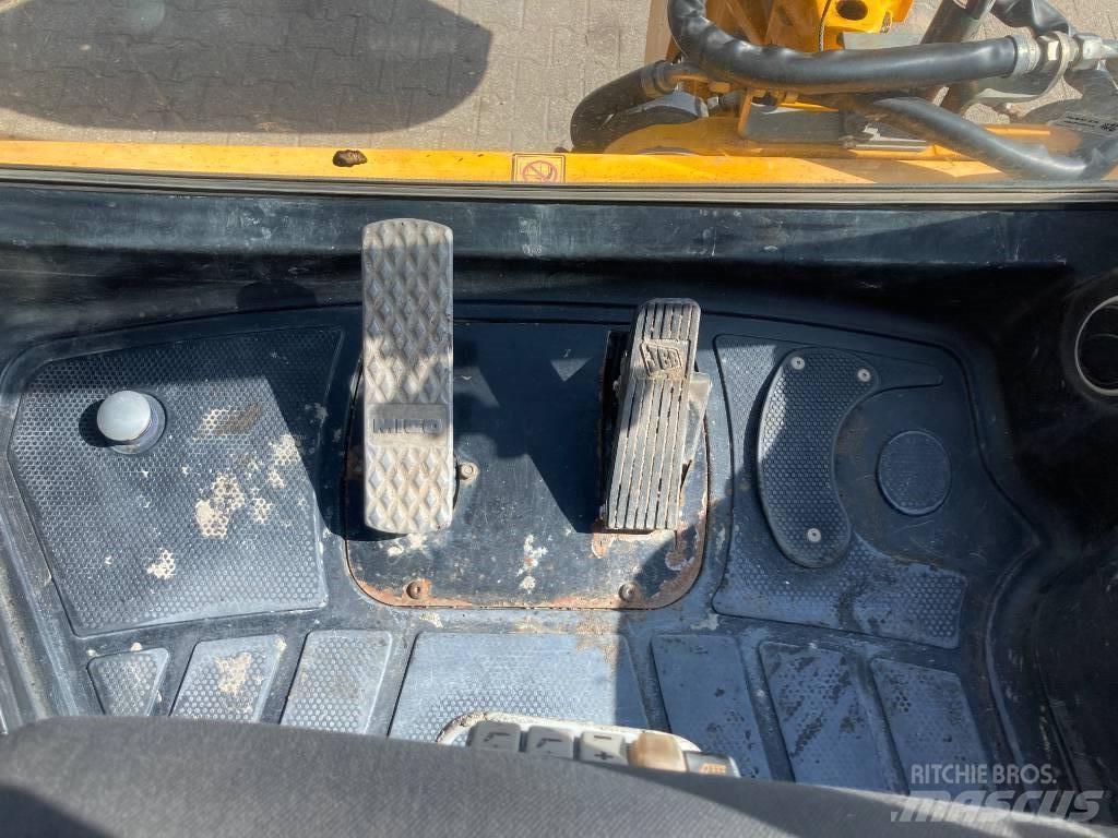 JCB 4 CX Super Товарач със заден ексватор