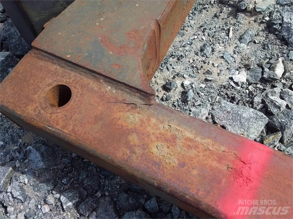 Valmet 890 Други компоненти