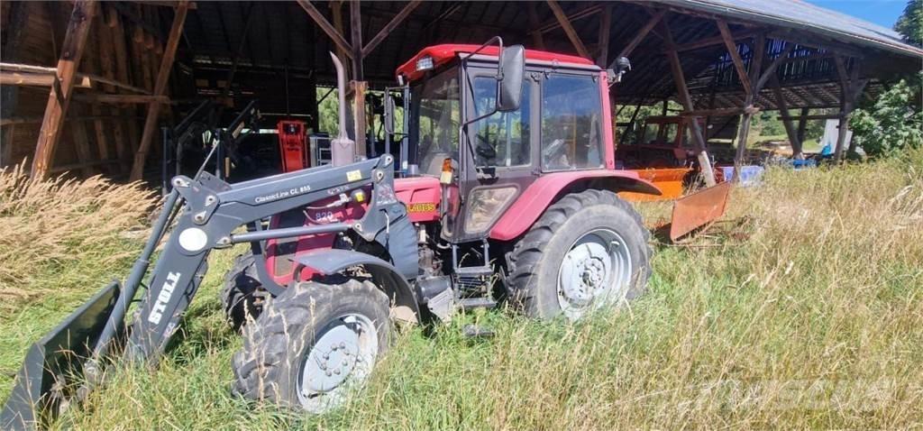Belarus MTS 820 + FL Трактори