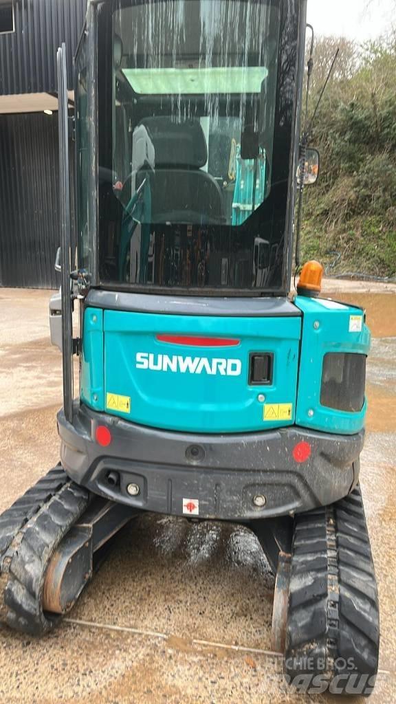 Sunward SWE25UF Мини екскаватори < 7 т