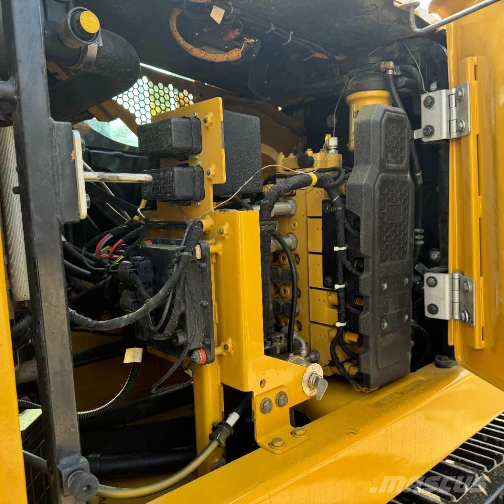 CAT 310 Верижен екскаватор