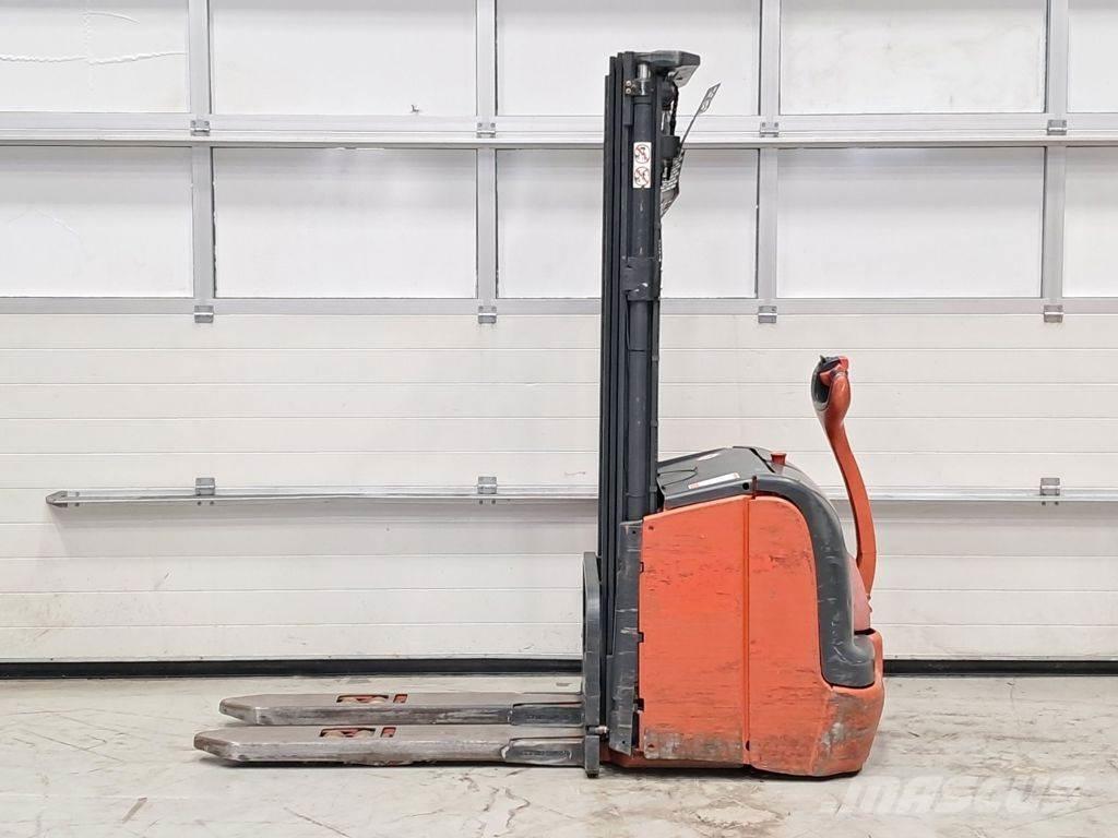 Linde L14 Колички високоповдигачи с теглич