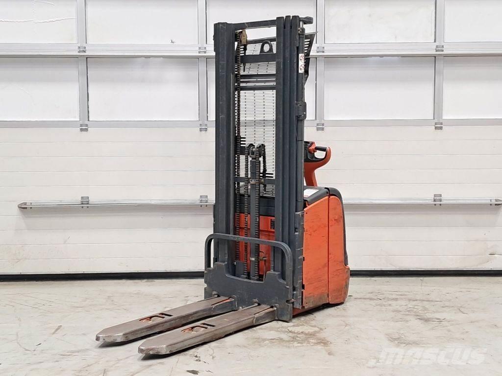 Linde L14 Колички високоповдигачи с теглич