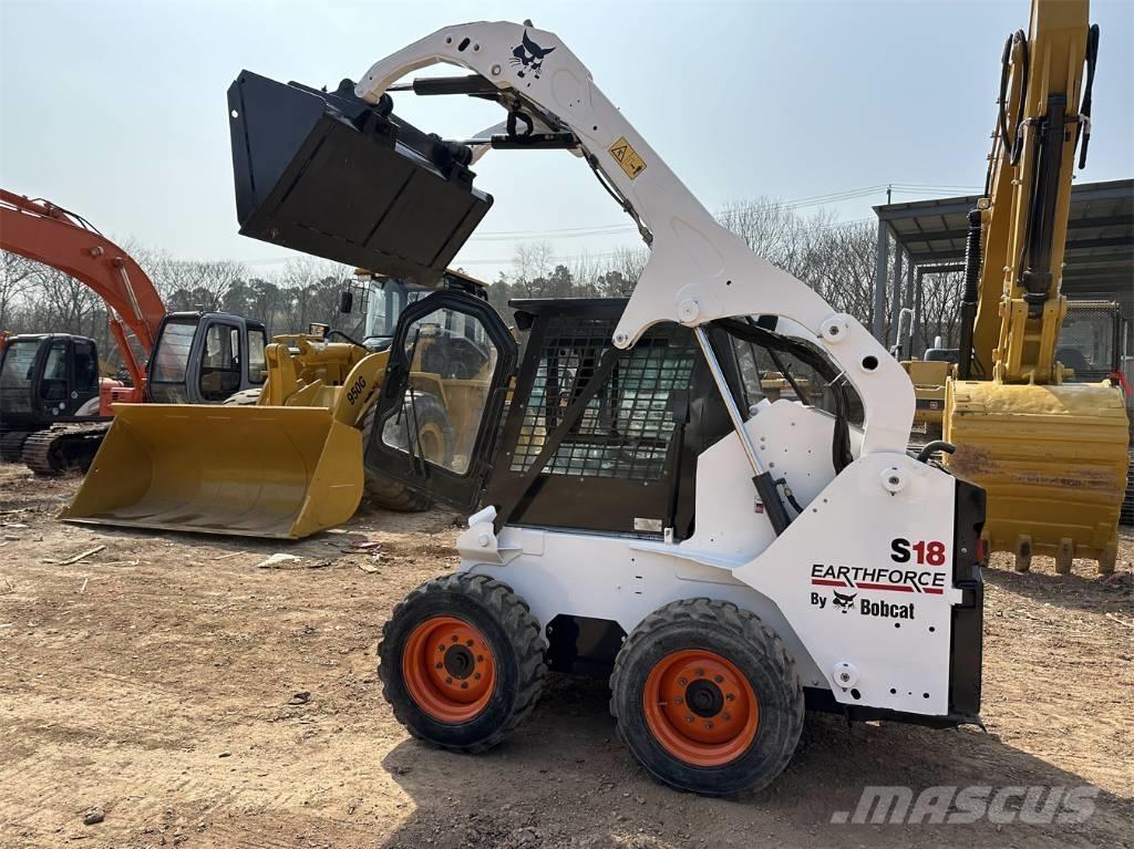 Bobcat S 18 Мини товарачи
