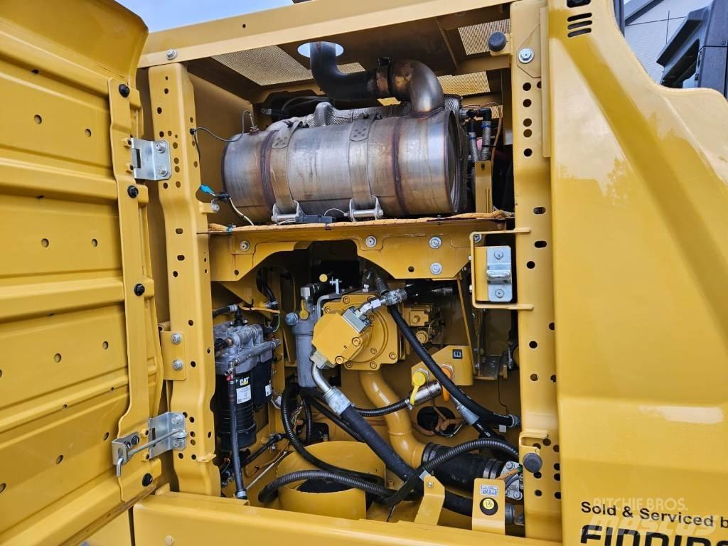CAT 320 Верижен екскаватор