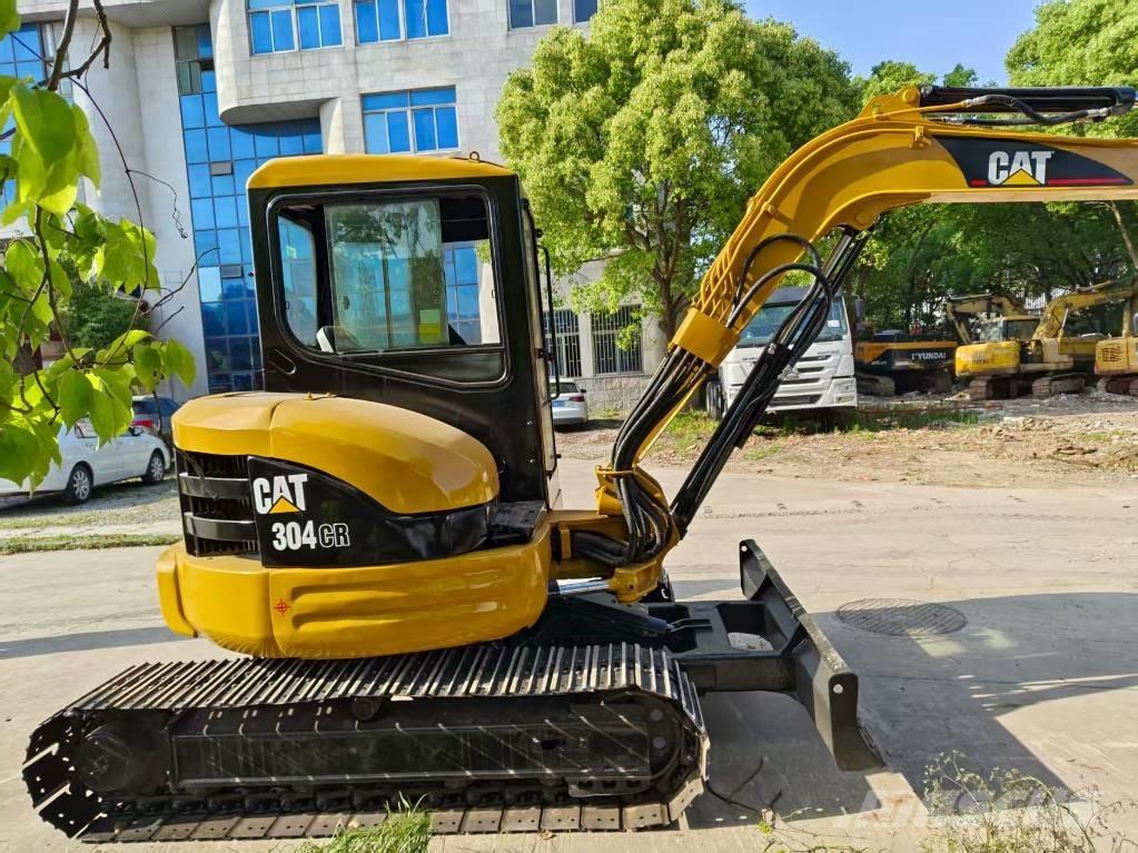 CAT 304 CR Мини екскаватори < 7 т