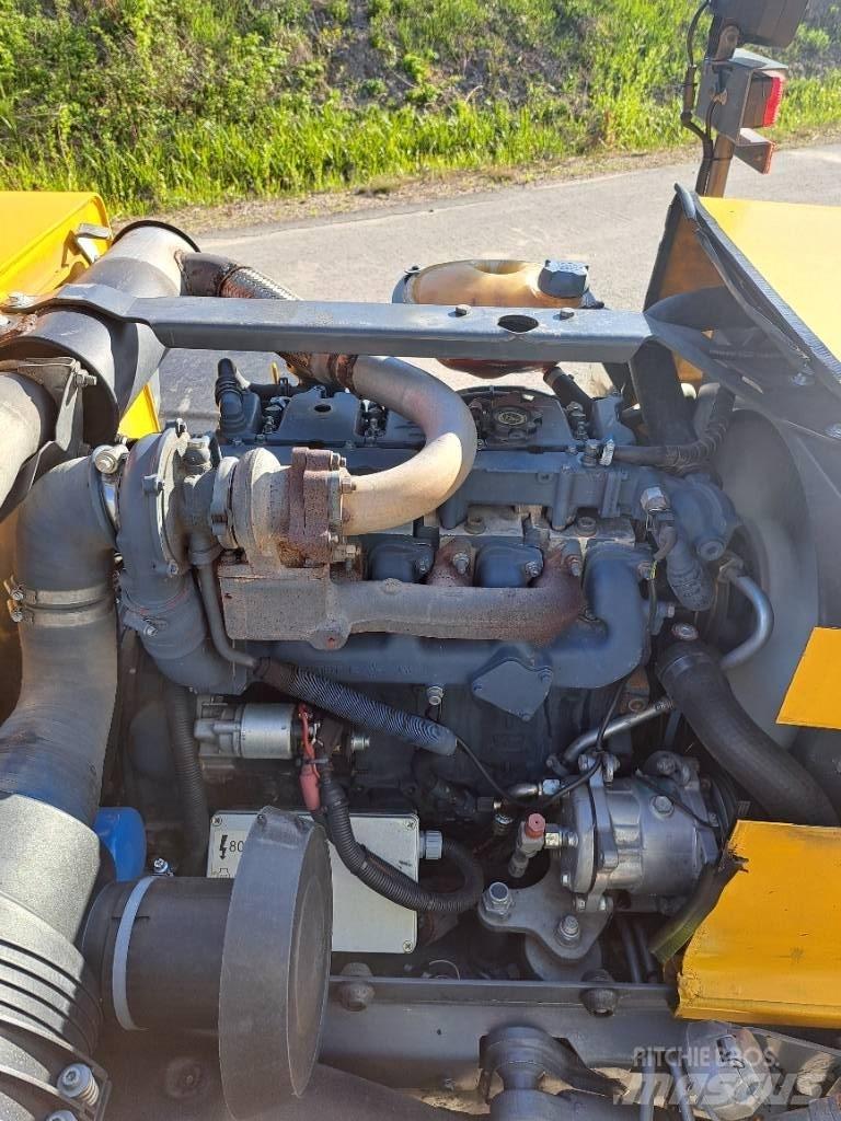 Wille 455 B Компактни трактори