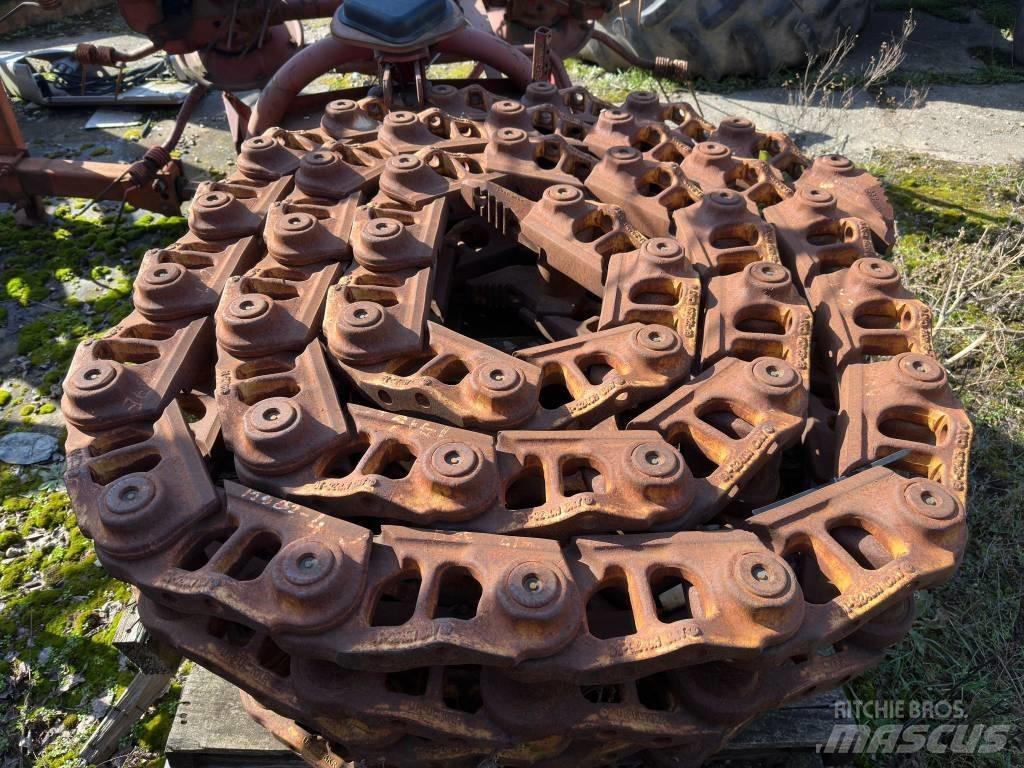 CAT D 6 R Релси, вериги и ходова част
