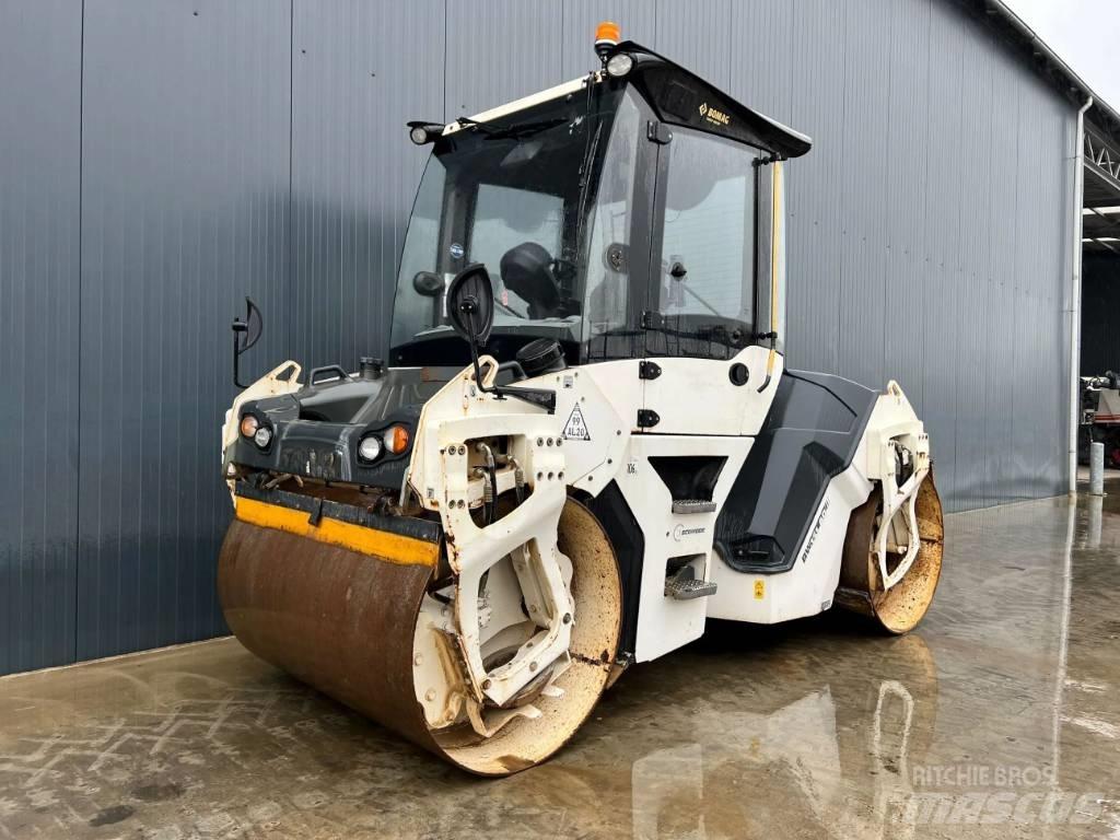Bomag BW151AD-5 Двойни барабанни ролки
