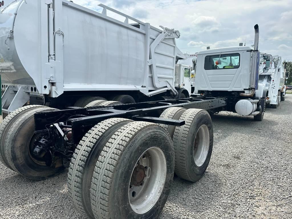 Mack CV 713 Шаси кабини