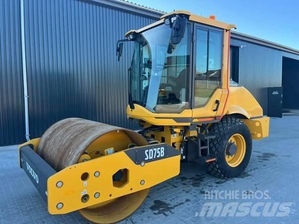 Volvo SD 75 B Еднобарабанни ролки
