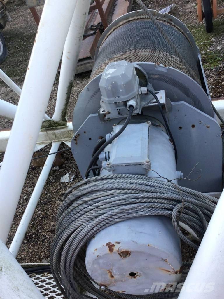 Potain MD 365 B Мачтови кранове