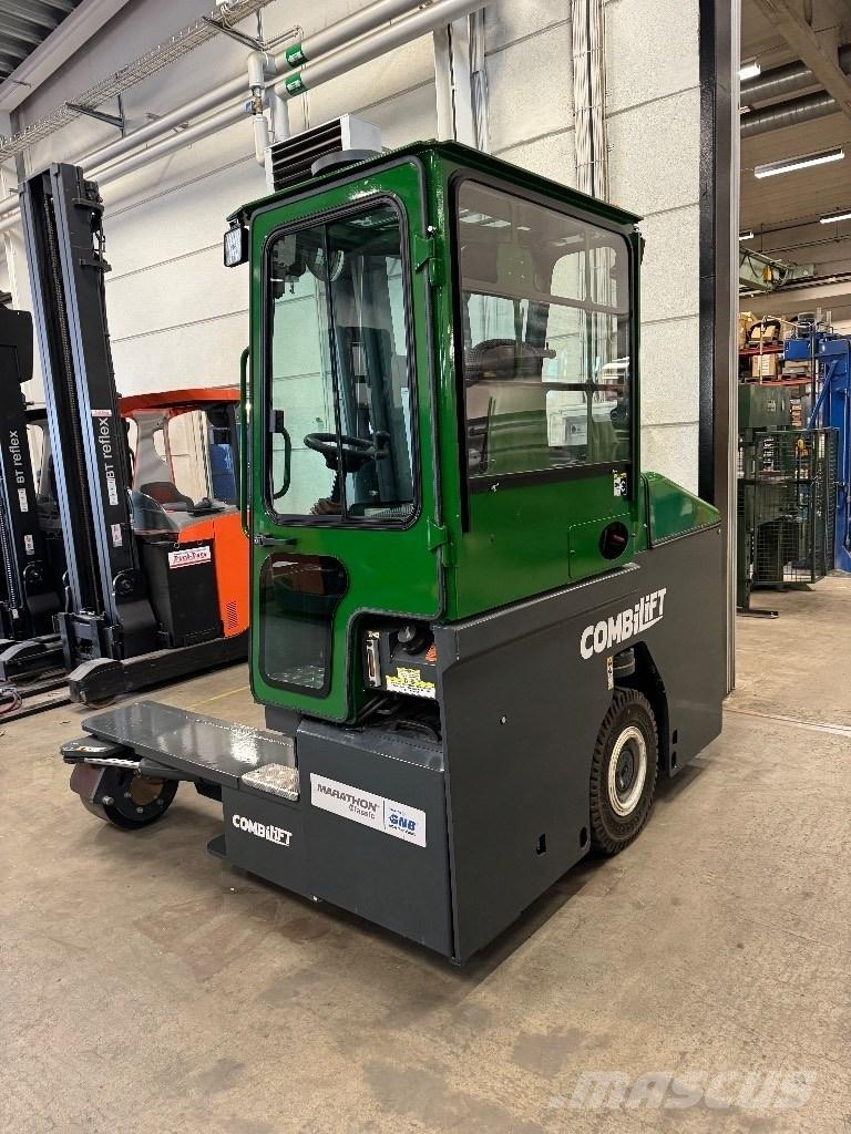 Combilift C4000ET Повдигач с движение в 4 посоки