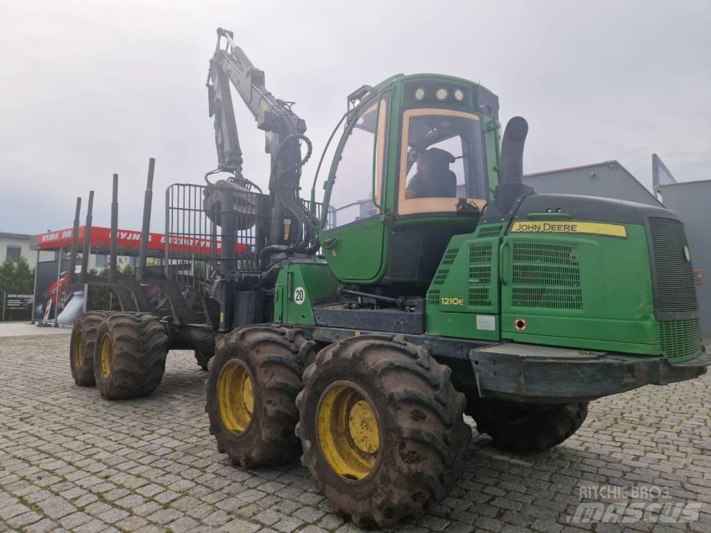 John Deere 1210 E Форуардери