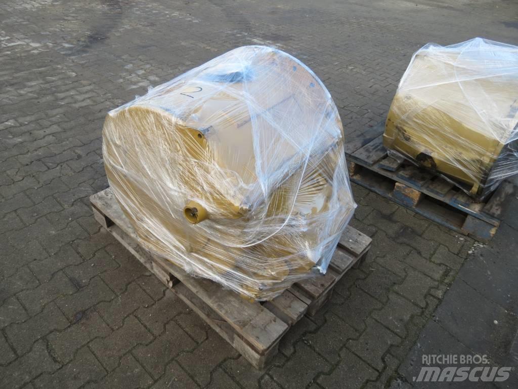 CAT D11 Transmission Предаване