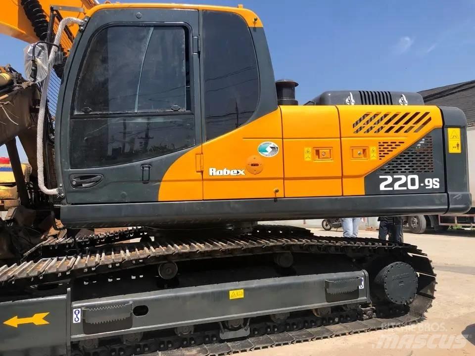 Hyundai R220-9s Верижен екскаватор