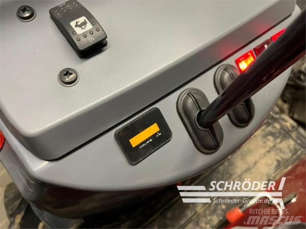 Yanmar - VIO 12 Колесни екскаватори