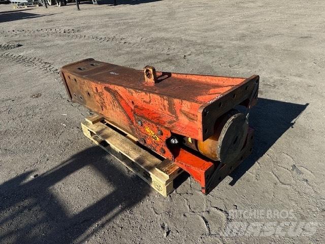 Socomec 1840 KG Чукове/Раздробители
