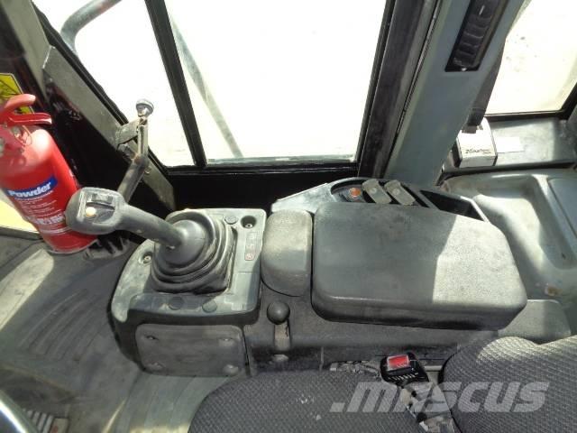 CAT IT62H Колесни товарачи