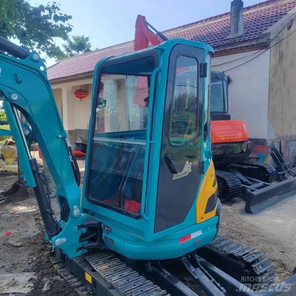 Kubota U 20 Мини екскаватори < 7 т