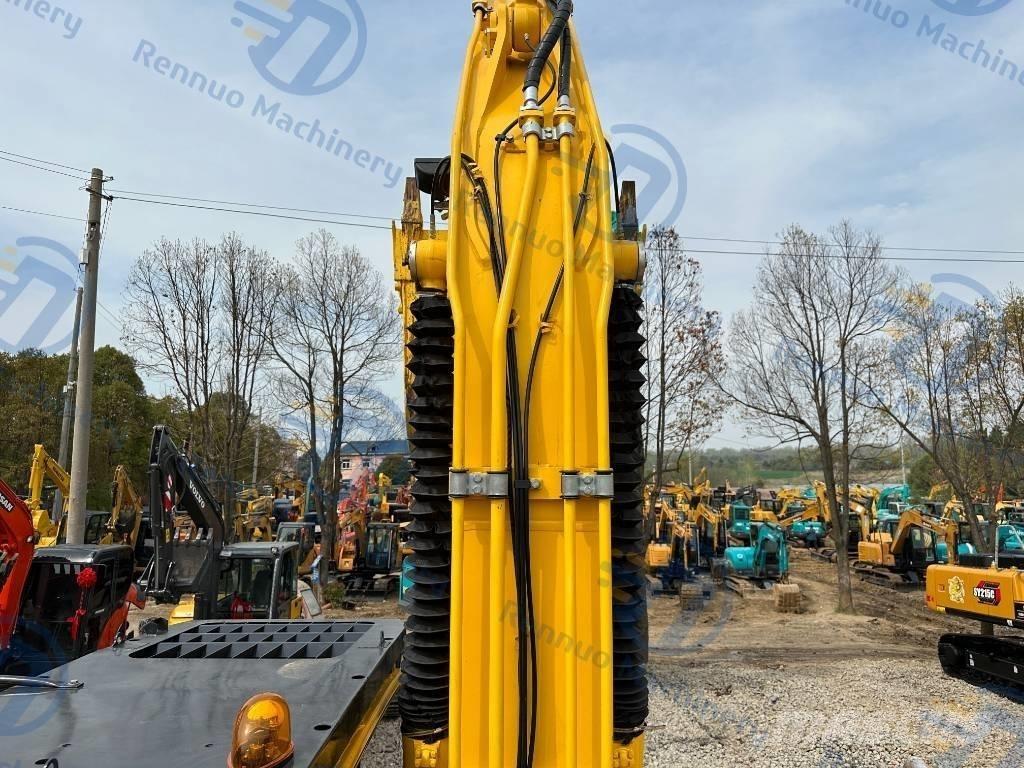 Komatsu PC200-8 Верижен екскаватор