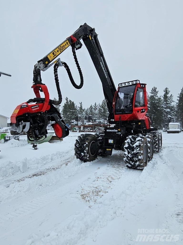 Komatsu 931 XC Харвестери