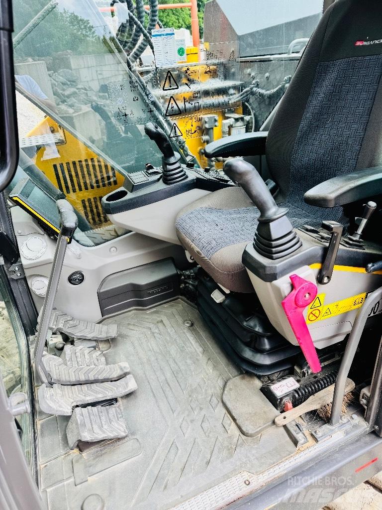 Volvo ECR 145 E Верижен екскаватор
